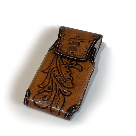 Porta celular de cuero cincelado a mano